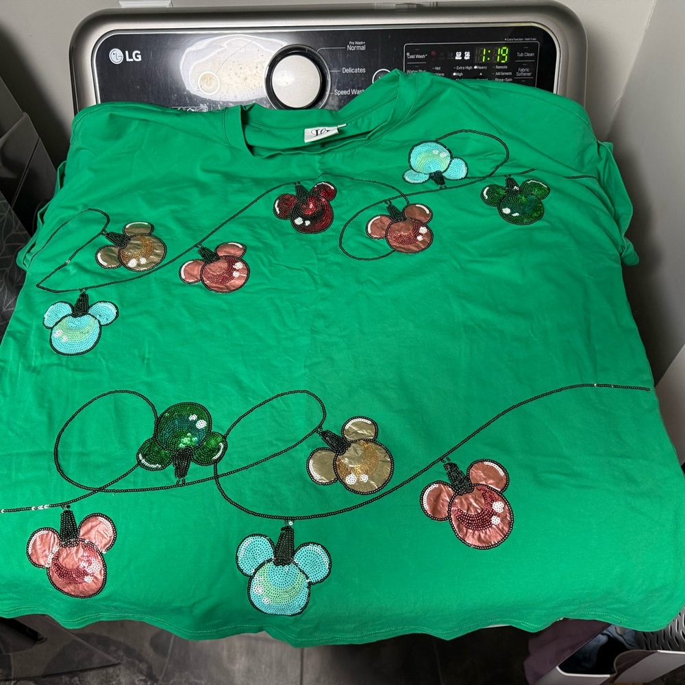 The Pink Pelican Ellory Kate Disney Christmas Sequin Shirt Mickey Lights 3XL